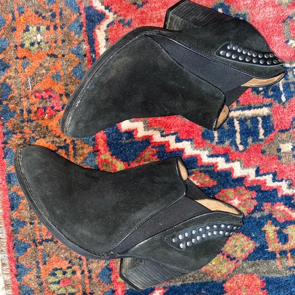 Jeffrey Campbell Booties - Picture 6 of 8